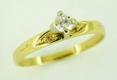 Diamond Solitaire Estate Engagement Ring in 14 Karat Gold