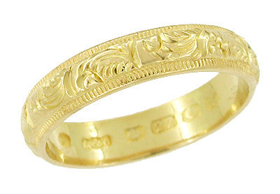 Hand Engraved Antique Victorian Wedding Band in 22 Karat Gold - Circa 1905