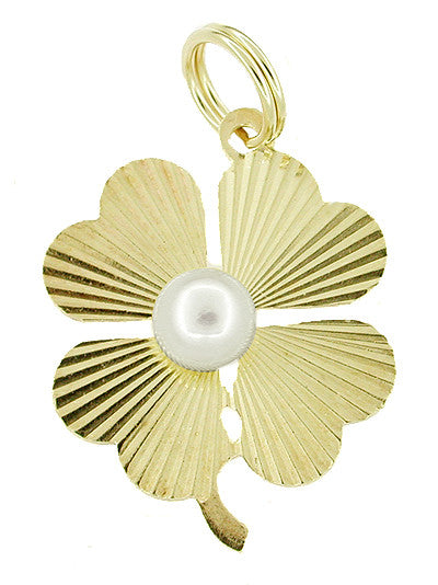 Lucky 4 Leaf Clover Charm Pendant Set with Pearl in 14 Karat Gold