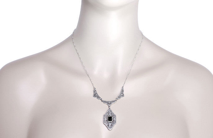 Art Deco Filigree Black Onyx Drop Pendant Necklace in Sterling Silver - Item: N124on - Image: 3