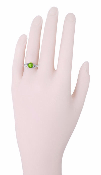 Art Deco Filigree Engraved Peridot Promise Ring in Sterling Silver - Item: SSR8 - Image: 3