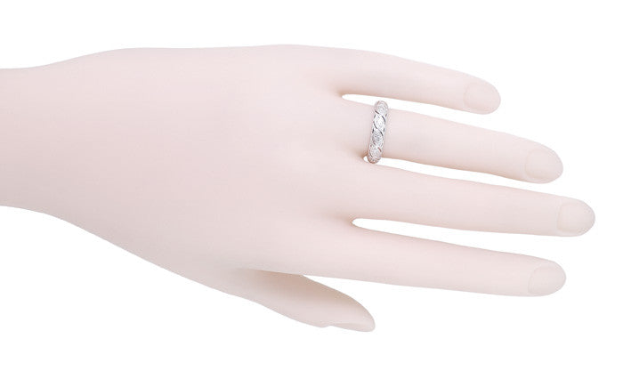 Art Deco Vintage Stepney Diamond Wedding Band in Platinum - Size 6 1/4 - Item: R1094 - Image: 2