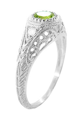 Art Deco Engraved Peridot and Diamond Filigree Ring in White Gold - Item: R138PER - Image: 3