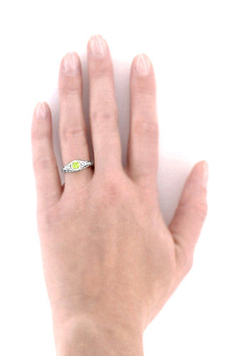 Art Deco Engraved Peridot and Diamond Filigree Engagement Ring in Platinum - Item: R138PPER - Image: 6