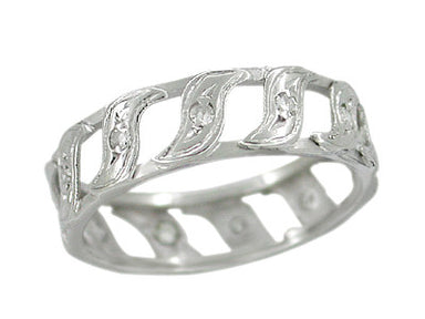 Retro Moderne Lords Point Vintage Diamond Wedding Band in Platinum - Size 5.25