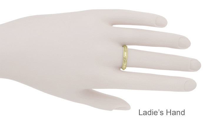 Art Deco Yellow Gold Millgrain Edged Hand Engraved Wheat Wedding Ring - 4mm Wide - Item: R636Y - Image: 4