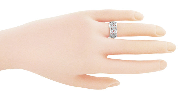 Mid Century Modern Retro Platinum Scrolls and Leaves Filigree Wedding Ring - Item: R702P - Image: 2