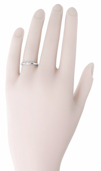 Vintage 2.5 mm ArtCarved Millgrain Wedding Band Ring in 14 Karat White Gold - alternate view