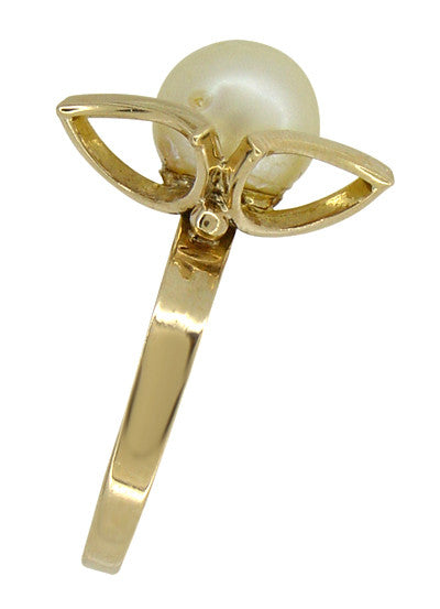 Mid Century Vintage Buttercup Frame Pearl Solitaire Ring in 18 Karat Yellow Gold - Item: R924 - Image: 3