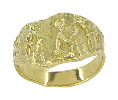 Vintage Bas-Relief Greek Scene Triangle Band in 18 Karat Yellow Gold