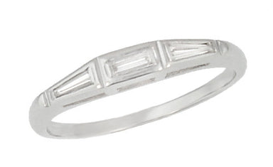 1950s Mid Century Modern Vintage Tapered Diamond Baguette Vintage Wedding Ring in White Gold 14K or 18K - R982