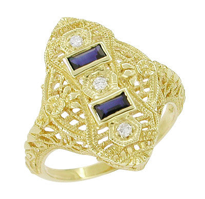 Art Deco Filigree Diamond and Sapphire Ring in 14 Karat Yellow Gold