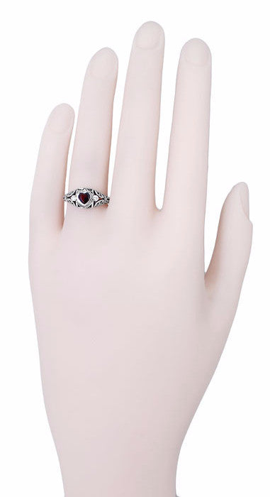 Art Deco Filigree Heart Shaped Almandine Garnet Promise Ring in Sterling Silver - Item: SSR1119G - Image: 5