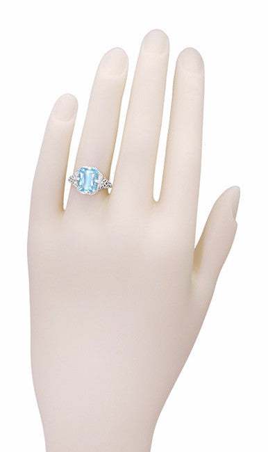 Art Deco Rectangular Blue Topaz Filigree Ring in Sterling Silver - Item: SSR16BT - Image: 4